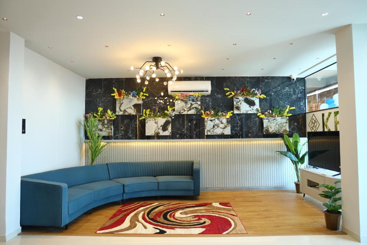 Hotel The Parker Inn By Kbnt Group สุรัต ภายนอก รูปภาพ
