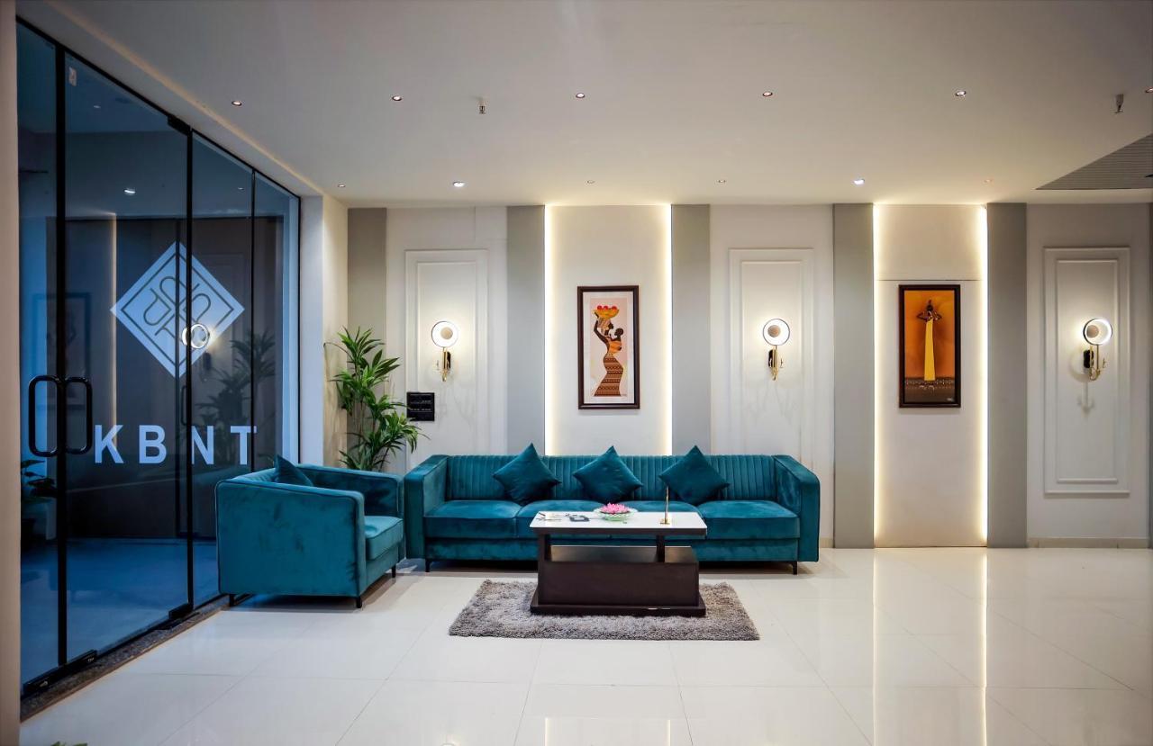 Hotel The Parker Inn By Kbnt Group สุรัต ภายนอก รูปภาพ