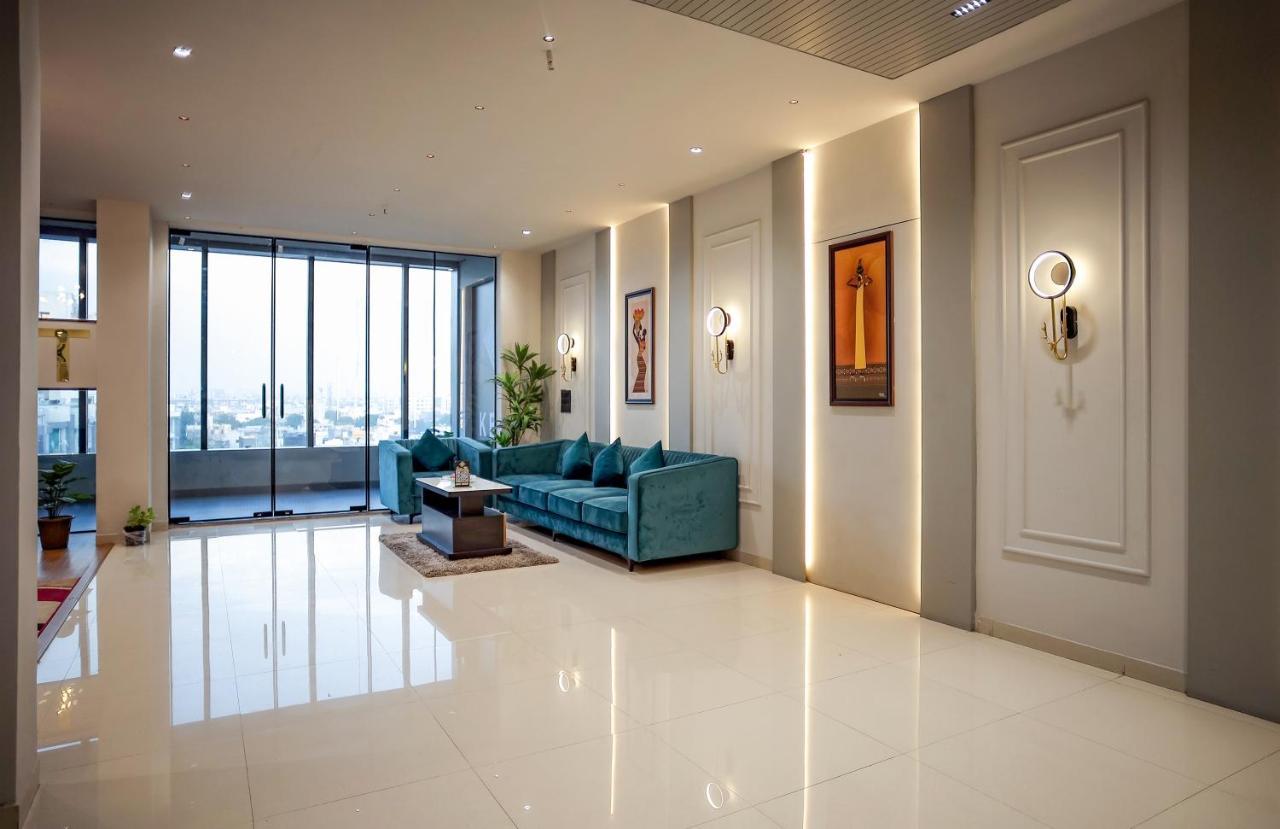 Hotel The Parker Inn By Kbnt Group สุรัต ภายนอก รูปภาพ