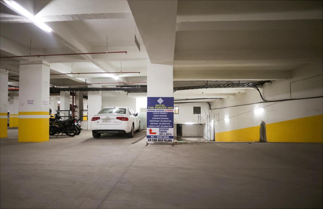 Hotel The Parker Inn By Kbnt Group สุรัต ภายนอก รูปภาพ
