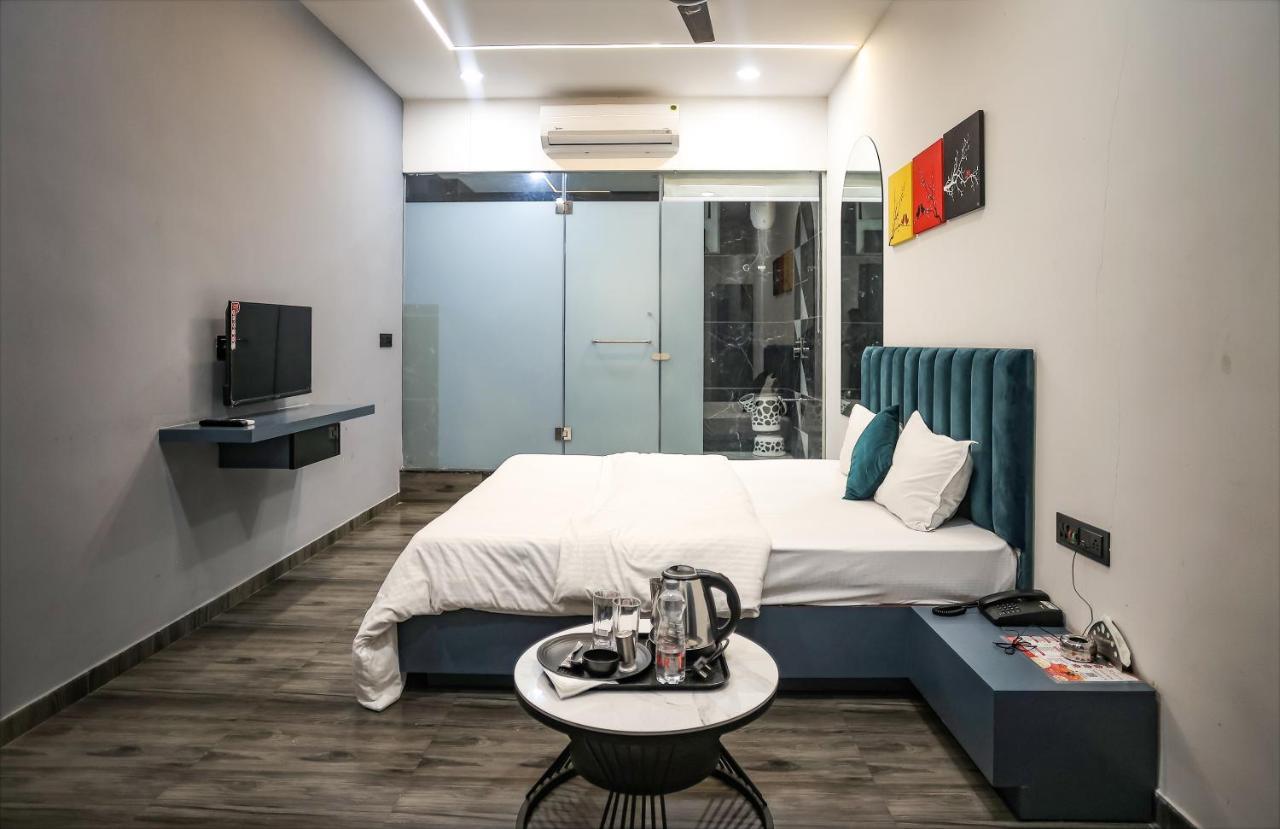 Hotel The Parker Inn By Kbnt Group สุรัต ภายนอก รูปภาพ